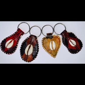 🔑Set of 4 key rings - 100% leather, handmade🔑